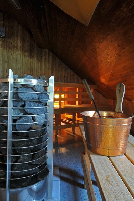 Hotel Vinterpalatset Kiruna Dış mekan fotoğraf